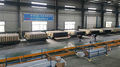 水泥發(fā)泡墻板生產(chǎn)線(xiàn)-想要利潤(rùn)空間大-選對(duì)水泥發(fā)泡墻板設(shè)備廠(chǎng)家