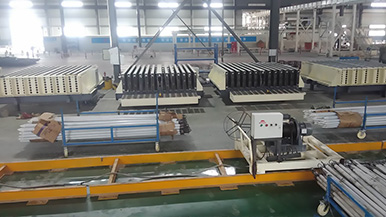 水泥發(fā)泡墻板生產(chǎn)線-微泡水泥板、類ALC板輕質微孔發(fā)泡混凝土隔墻板均可生產(chǎn)